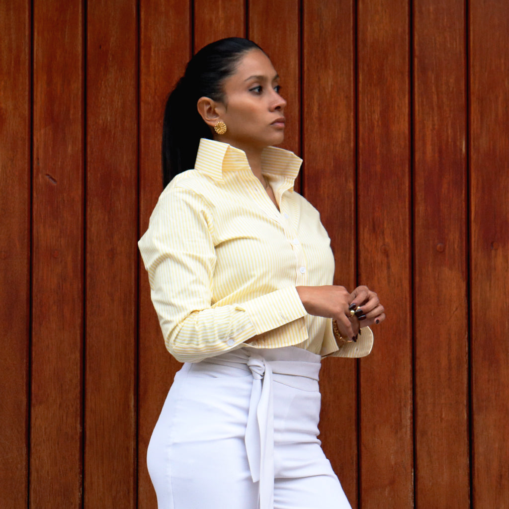 💛 ¡NUEVA! Camisa Rayas Amarilla cuello alto.