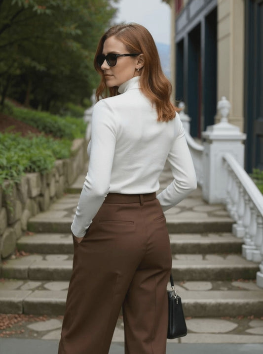 ¡Nuevo! Pantalón Altiva corte recto. (Café)